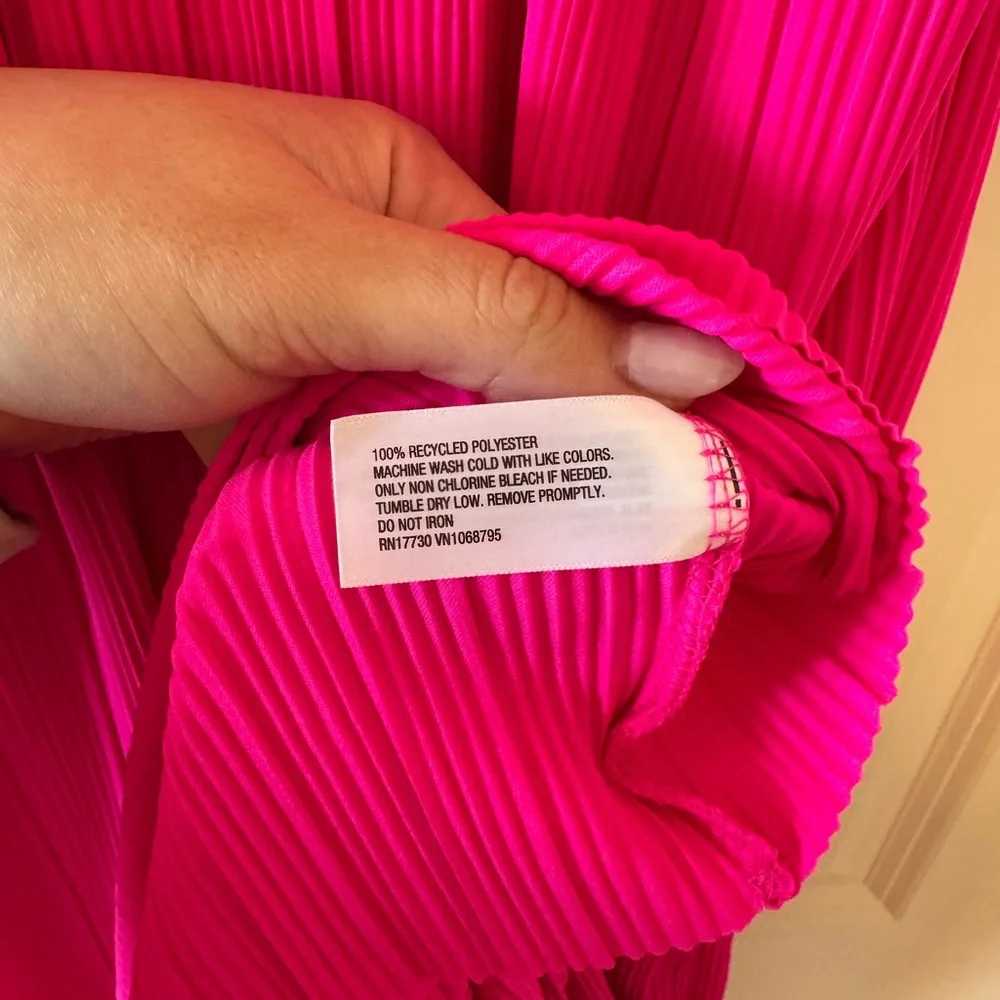 Knit Plisse Midi Shift Dress Hot Pink - Picture 8 of 8